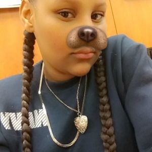 Meet your Posher, Sisi